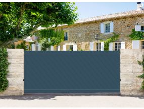 Portail coulissant alu plein - DYNAMIQUE