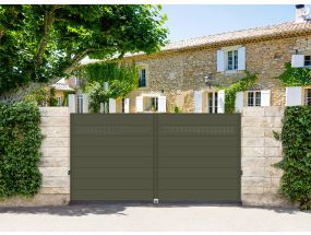 Portail battant alu plein - HOLE