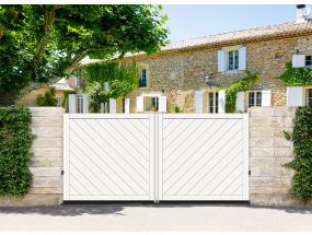 Portail battant alu plein - DYNAMIQUE