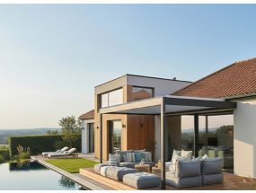 Pergola bioclimatique adossée - ZENSUN - 5x4m