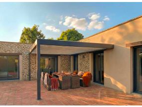 Pergola bioclimatique adossée - ZENSUN - 4x4m