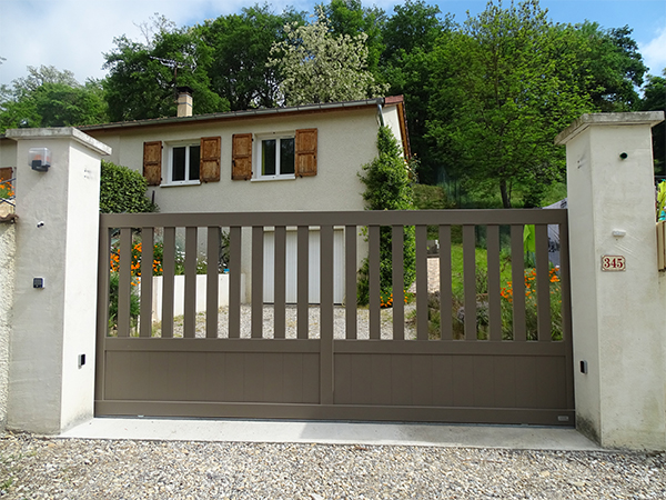 Portail coulissant TRADITION sur mesure