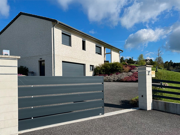 Portail coulissant MISTRAL - RAL 7016